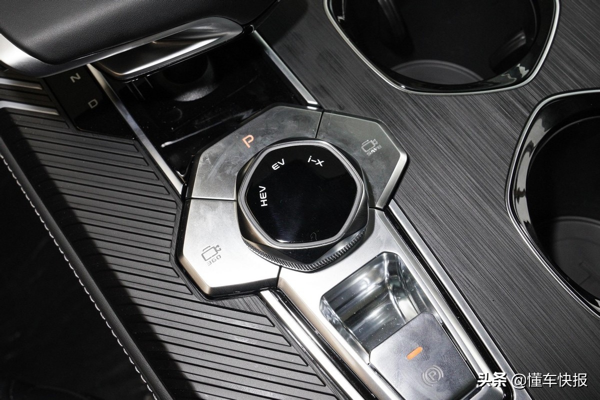 多了3个字母，续航也成倍增加，长安UNI-KiDD实力如何？