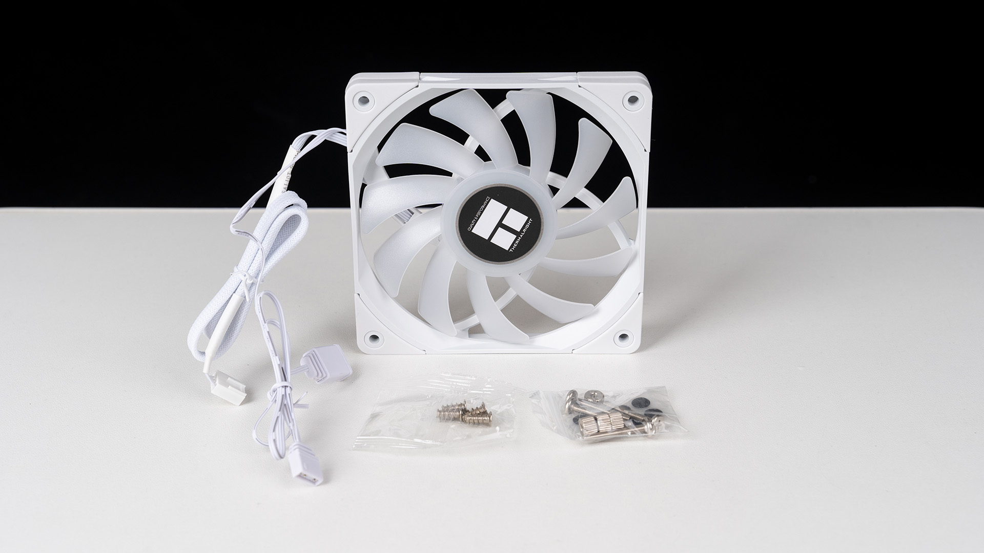 帮老爸装一台“超大杯”的8.1L便携主机—5600G+32GBD4+2*1TB固态