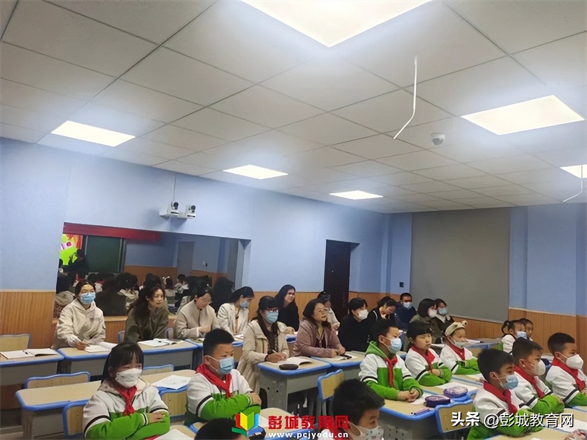 共教共研共成长教研活动总结,凝心聚力同教研携手并进共成长