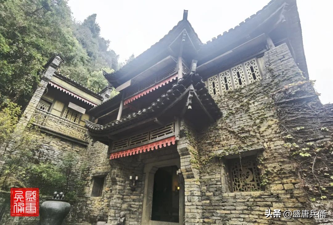 以三峡旅游闻名的湖北宜昌,长江三峡西陵峡美妙风光