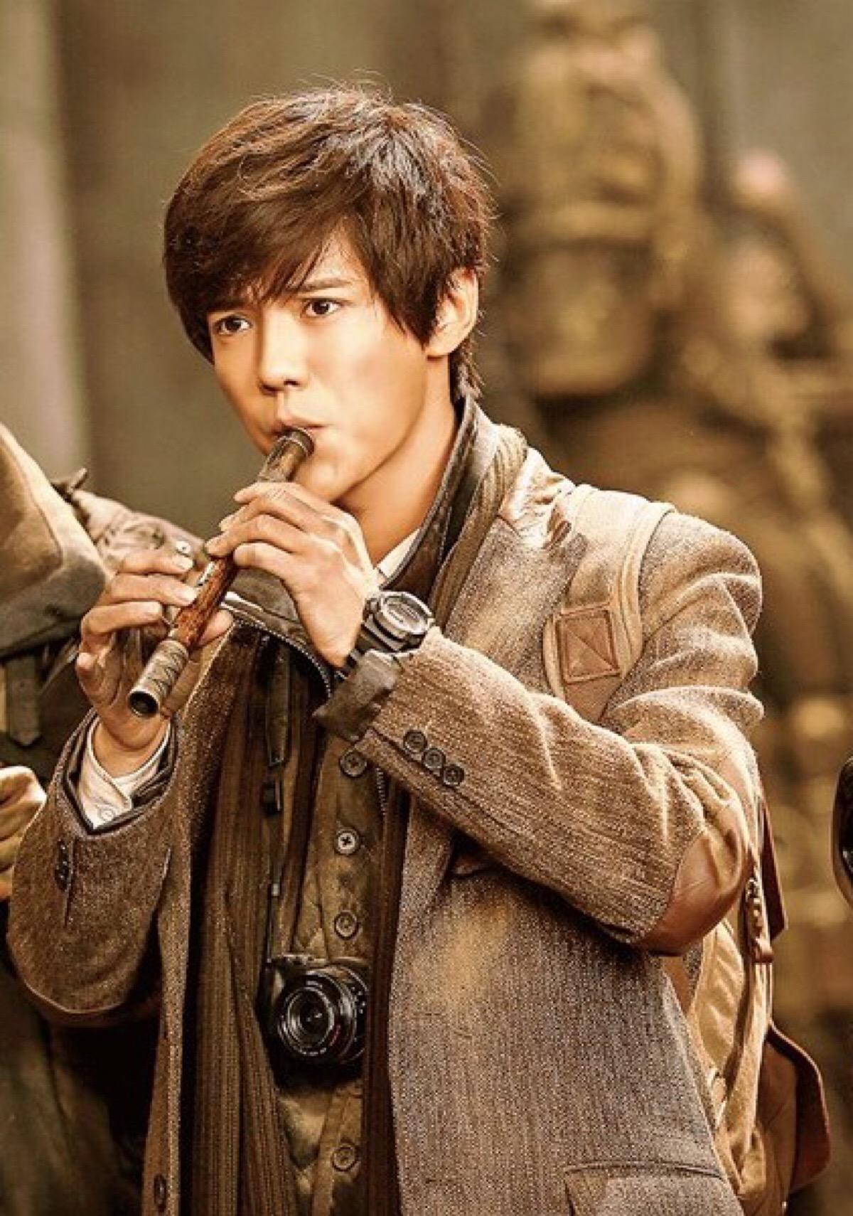 鹿晗是什么时候承认恋情的,鹿晗是什么时候宣布恋情的