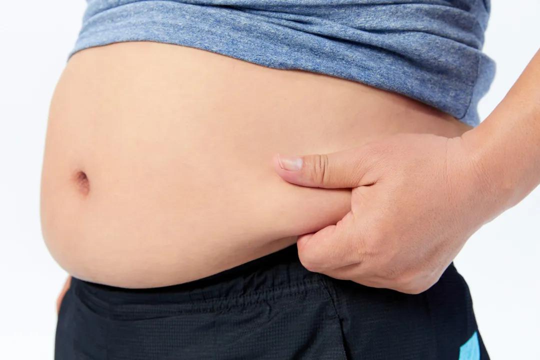 四肢细肚子大怎么减,如何减肚子最简单的方法