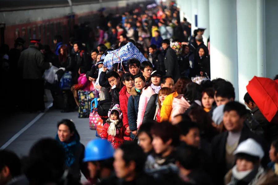 春运票价低才导致一票难求,春运一票难求怎么回事