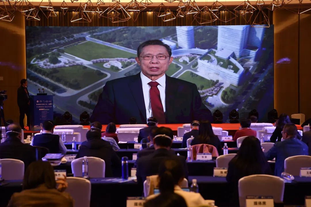 全国医院肺癌专家,我院开展全球肺癌关注月义诊活动