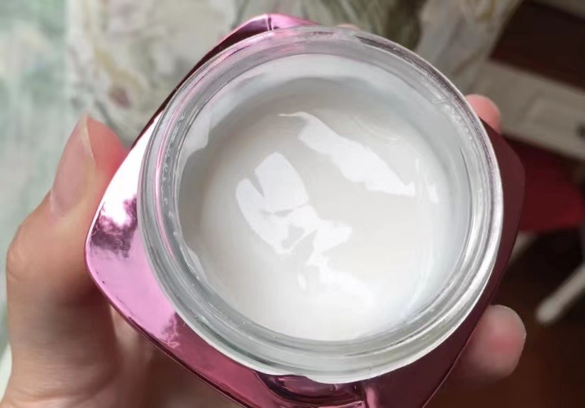 欧莱雅最值得买的几款面霜,欧莱雅用哪个款式的面霜好