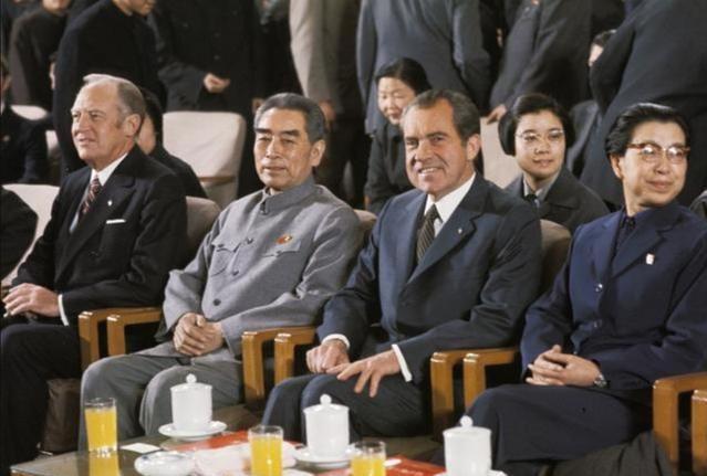 尼克松访华送给中国什么树,尼克松送给中国的礼物