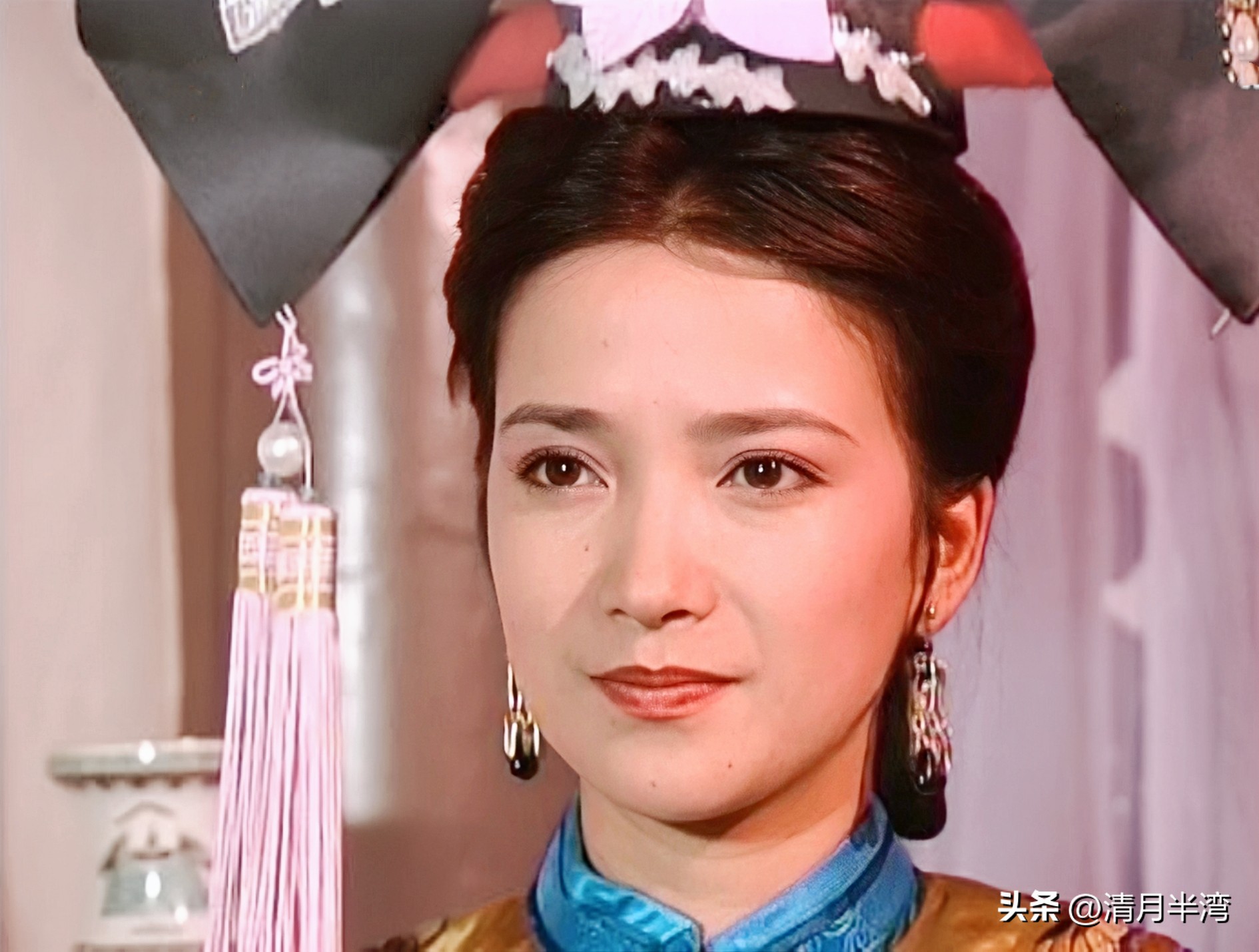 9位眉目含情“桃花眼”女星，顾盼之间皆风情，美得让人移不开眼