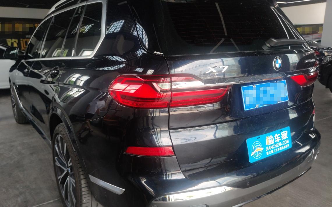 宝马x72019事故车,宝马x7瑕疵车事故车