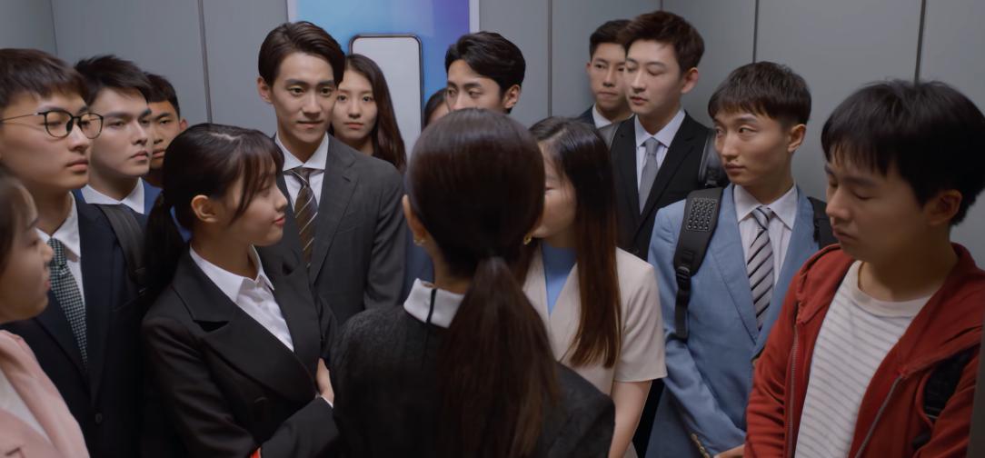 仅播2集，收视率全国第一，不愧是你们盼了两年的央视职场大剧