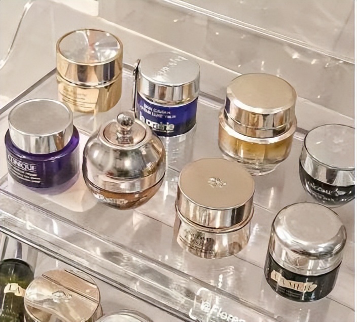 混合性皮肤适合雅诗兰黛护肤品,十大顶级护肤品排行榜雅诗兰黛