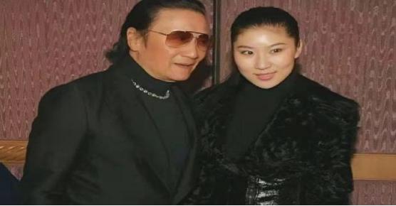 coco被谢贤养了12年期间给过什么,coco被大49岁的谢贤宠爱12年