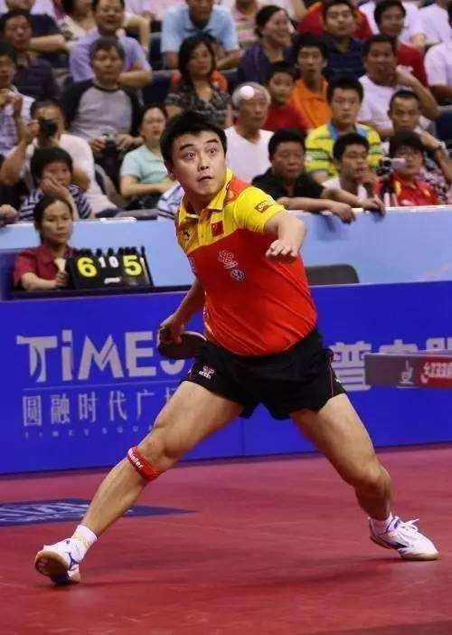 乒乓球新手常犯的错误,乒乓球新手球上不了台怎么办