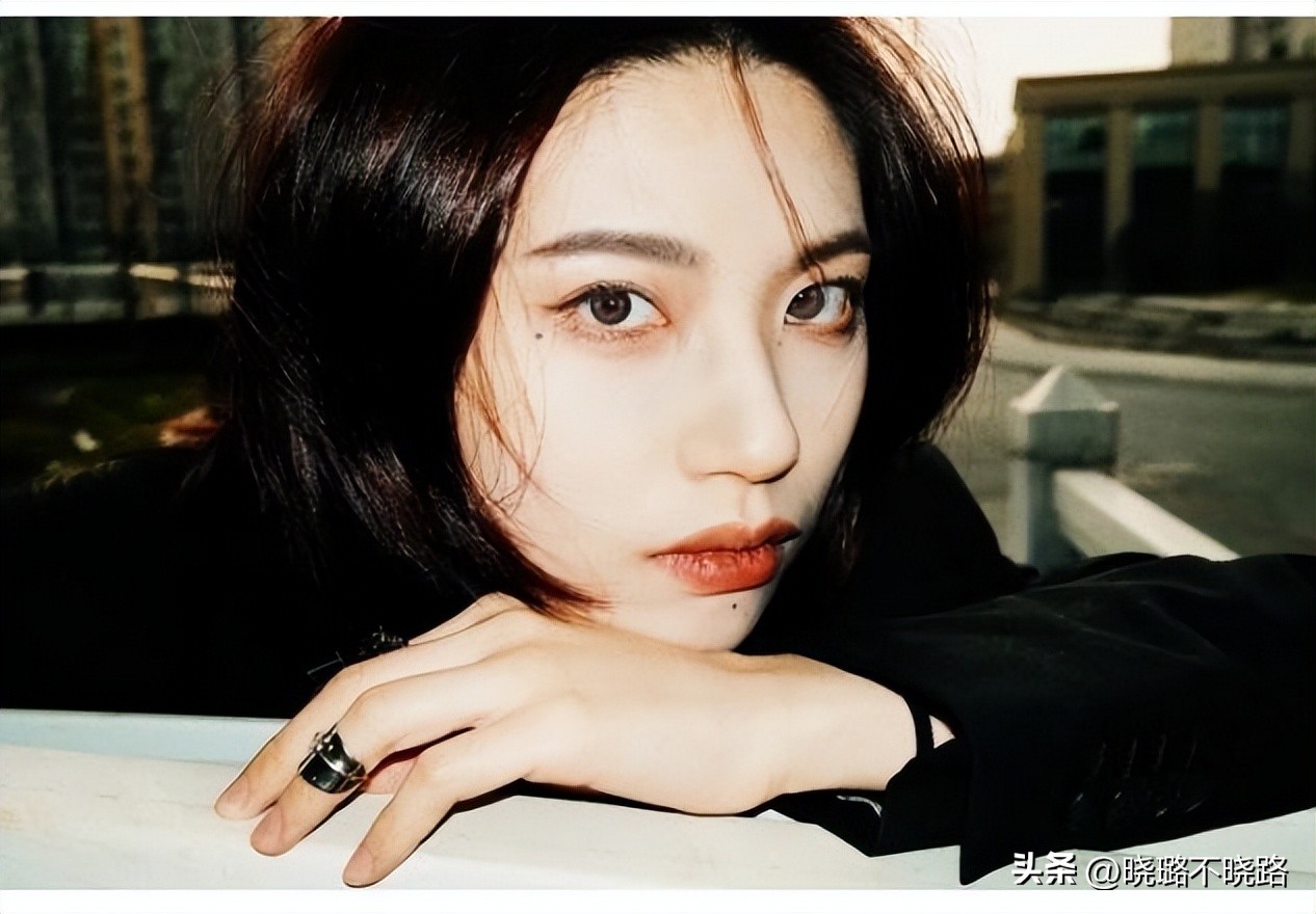 脸上有这三个特征的女人尽量避开,脸上哪些地方有痣的女生要珍惜