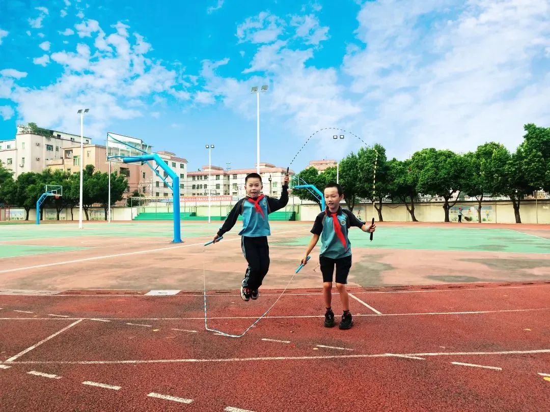 个性成长，青春绽放|塘厦镇林村小学探索校内课后服务