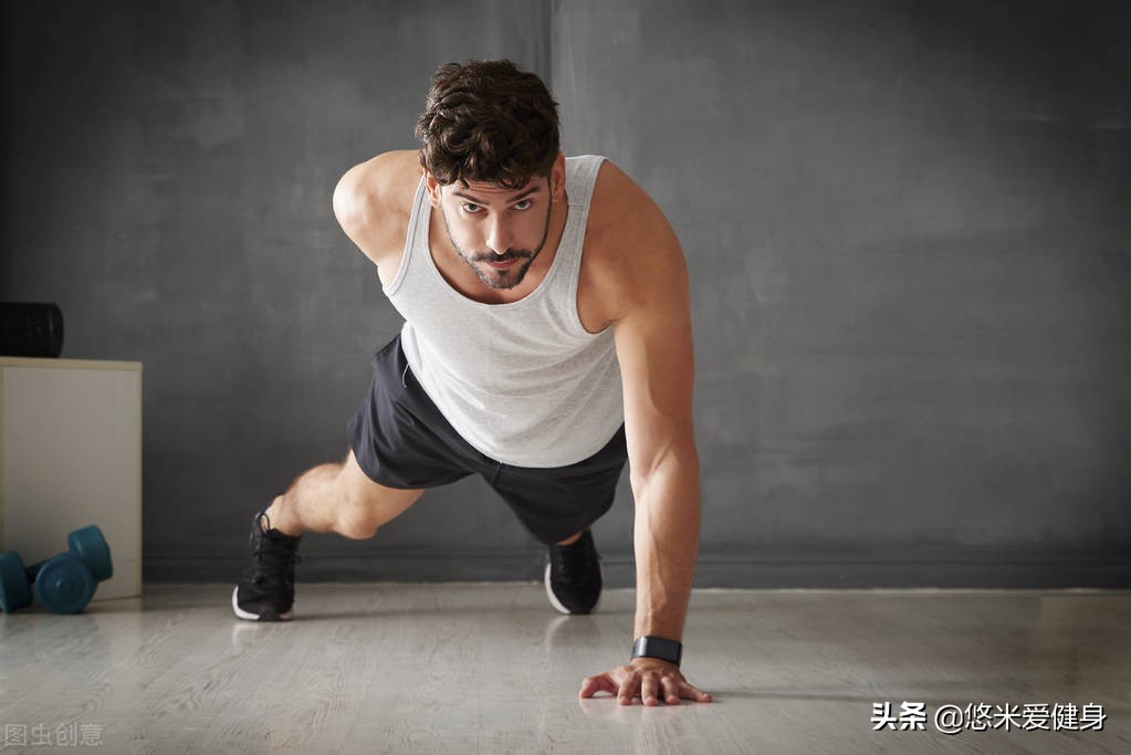 经常锻炼胸肌出不来原因,胸肌经常练但是不明显怎么办