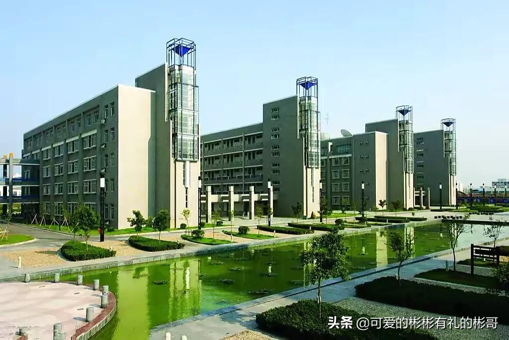 河海大学，老牌水利方向的211院校，是否值得报考