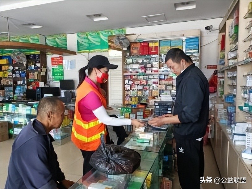 鞍山森林防火人人有责,森林防火宣传进农村大集