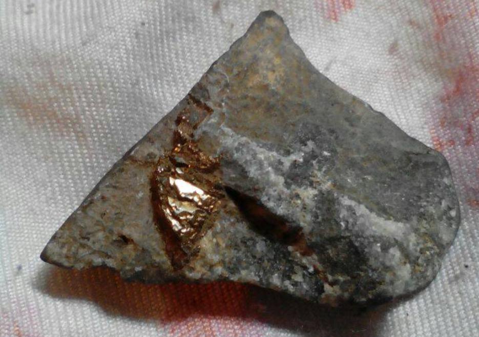 400克狗头金价值,狗头金价值1.2个亿