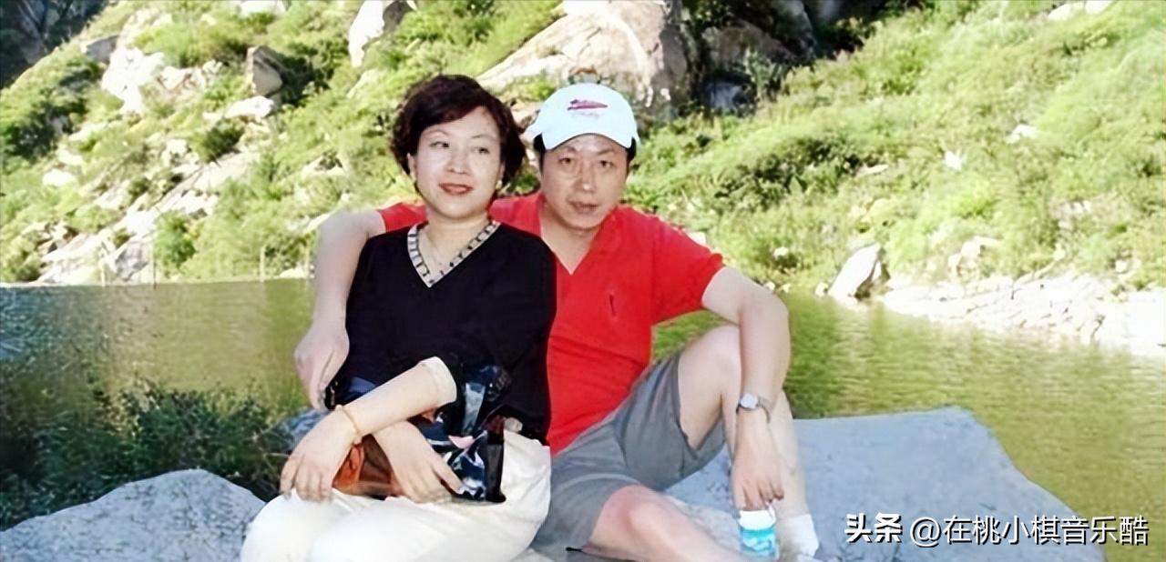 罗京去世7年后妻子近况,罗京去世十年了妻子改嫁成阔太