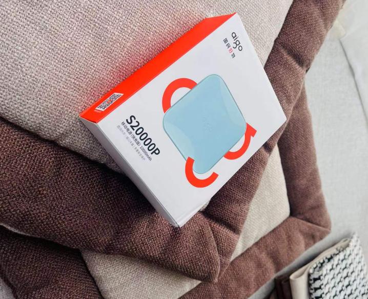 “颜”之有理，aigo移动电源S20000P：一眼动心的女神好物