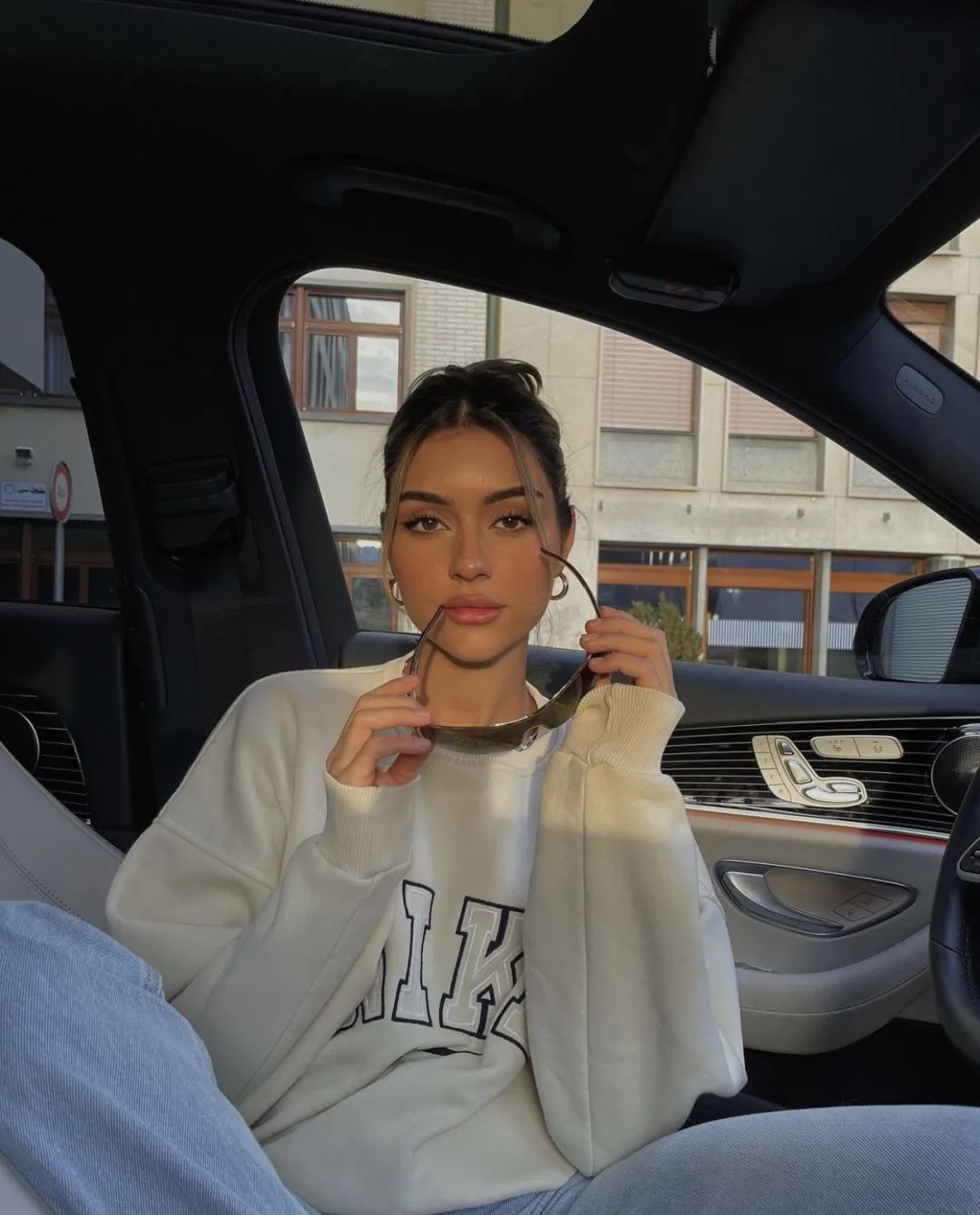 黄黑皮穿搭技巧,黄黑皮穿衣教程