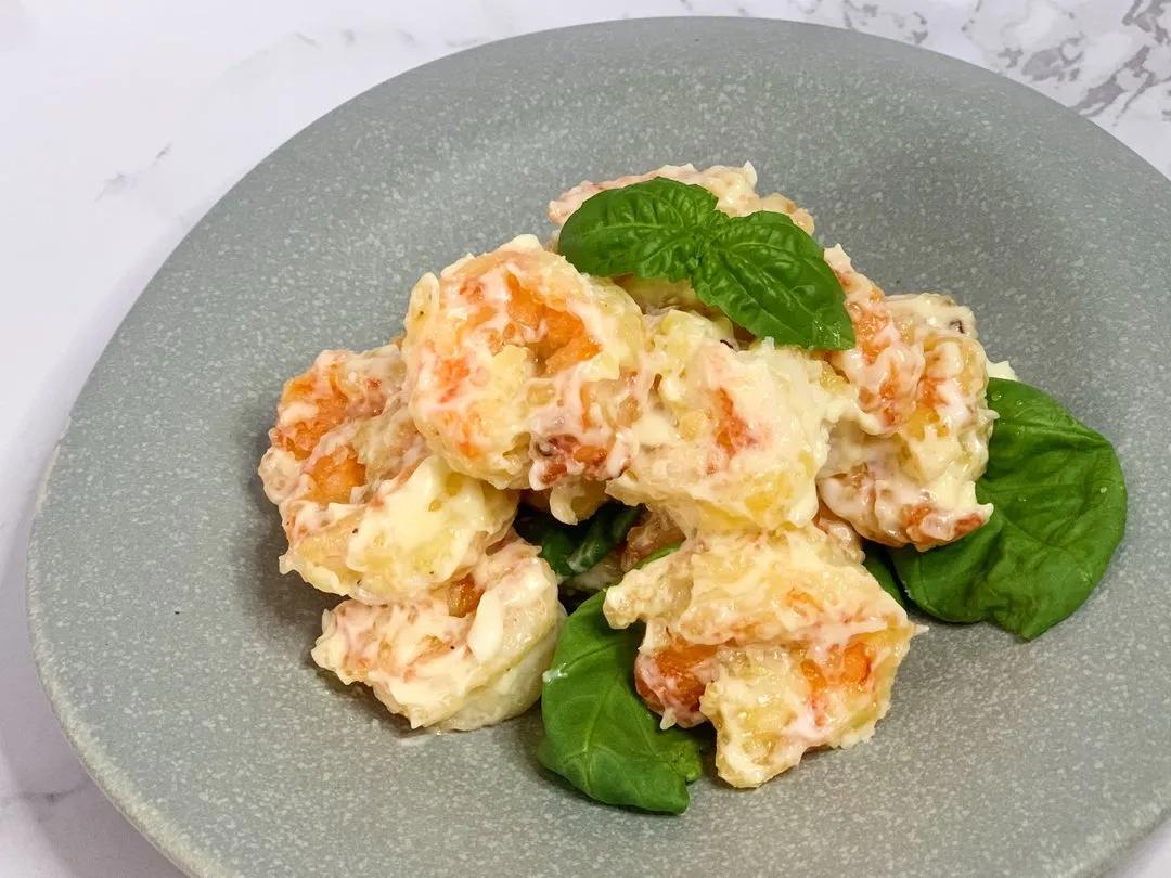 芥末山葵辣根同时放到嘴里,芥末辣根山葵