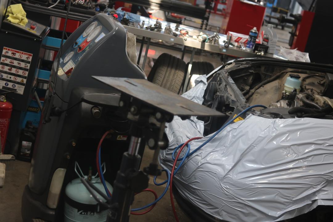 搞了辆“破烂不堪”05年凌志LS430，进厂翻新重造，复活又变新车