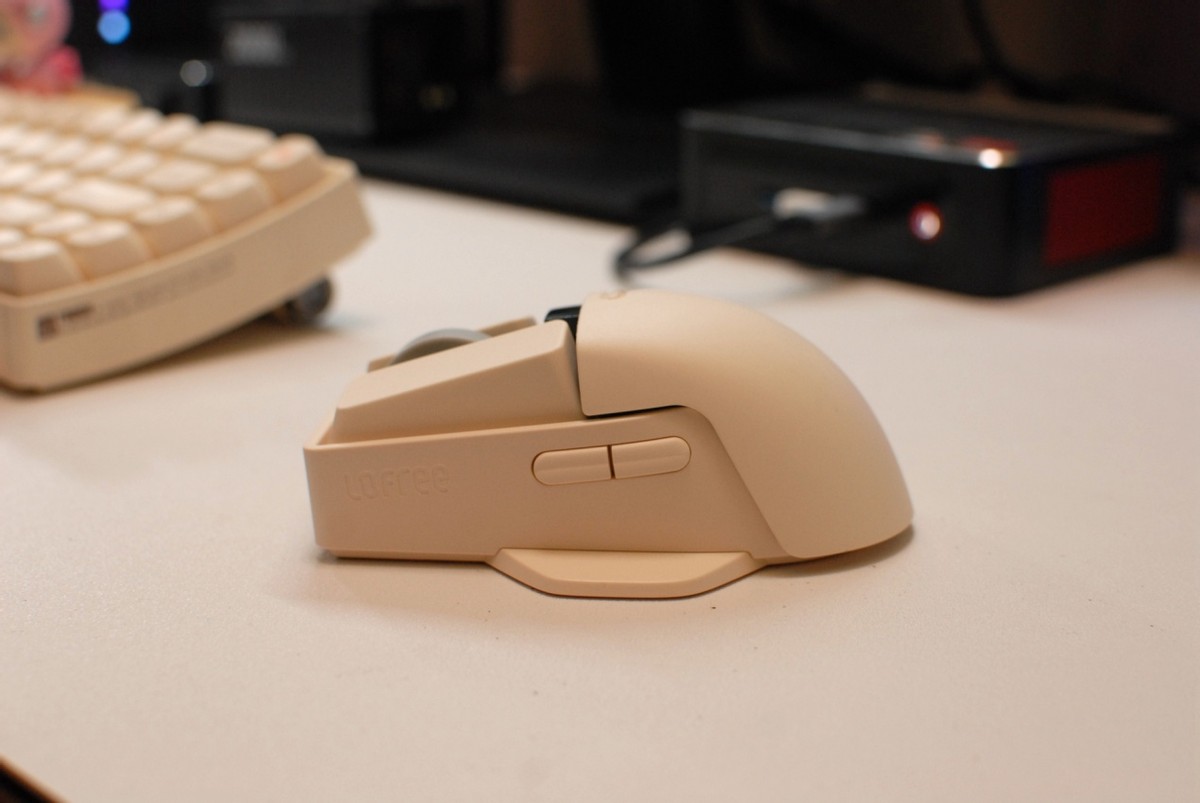 小翘三模无线鼠标体验：PBT插拔按键，免驱精调DPI