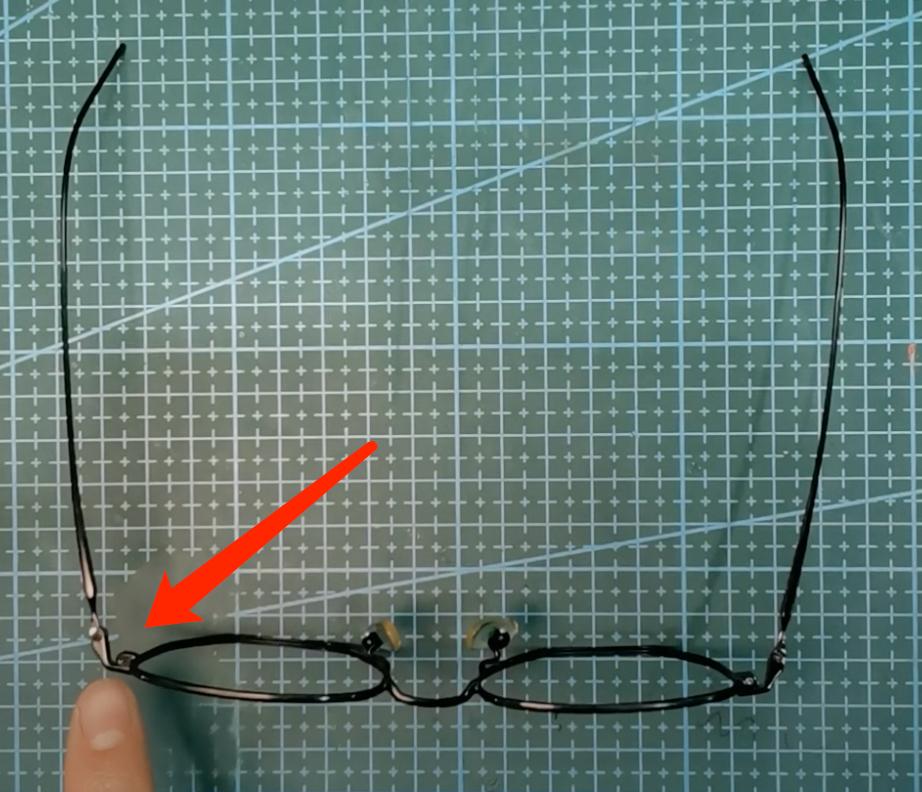 眼镜变形下滑如何解决,眼镜歪了变形了怎么办