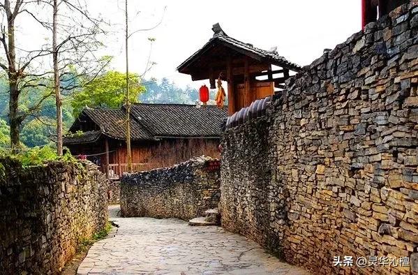 千里苗疆苗族村寨,松桃苗王城景区