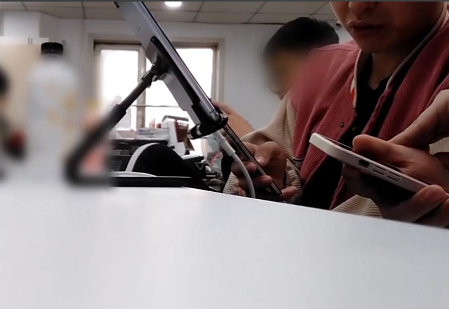 邓伦两次改正机会都没要？315成咸菜鉴定场所？9500万买粪水房？