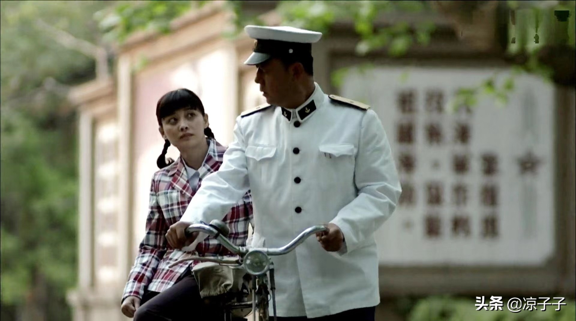 父母爱情中的江德福和安杰差几岁,父母爱情中江德福对安杰的评价