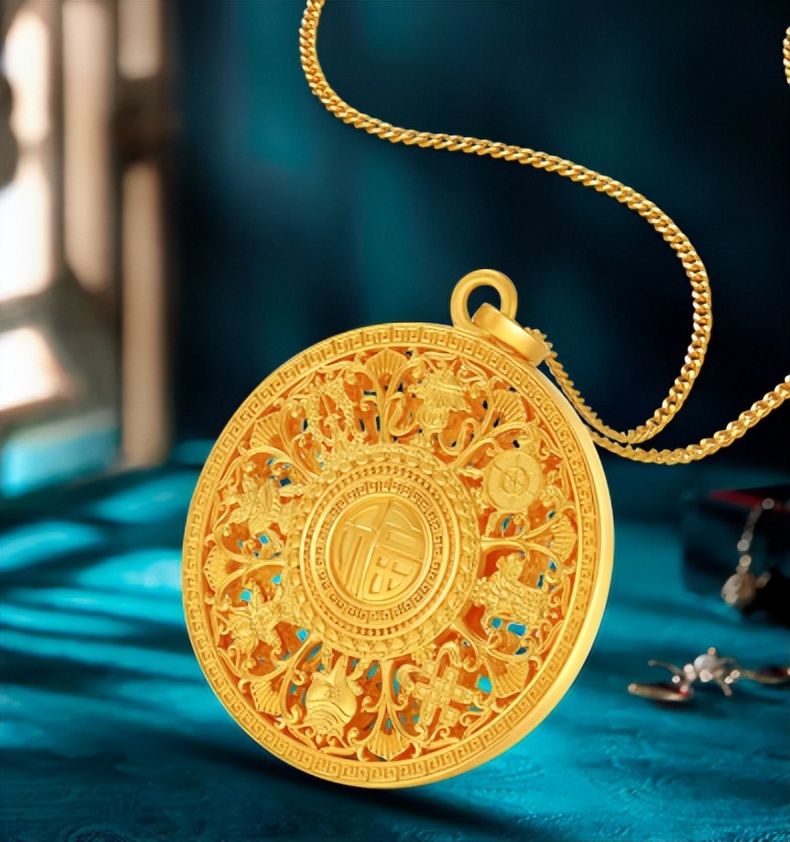 2022本命年虎戴什么黄金饰物好,本命年黄金转运珠戴左手还是右手