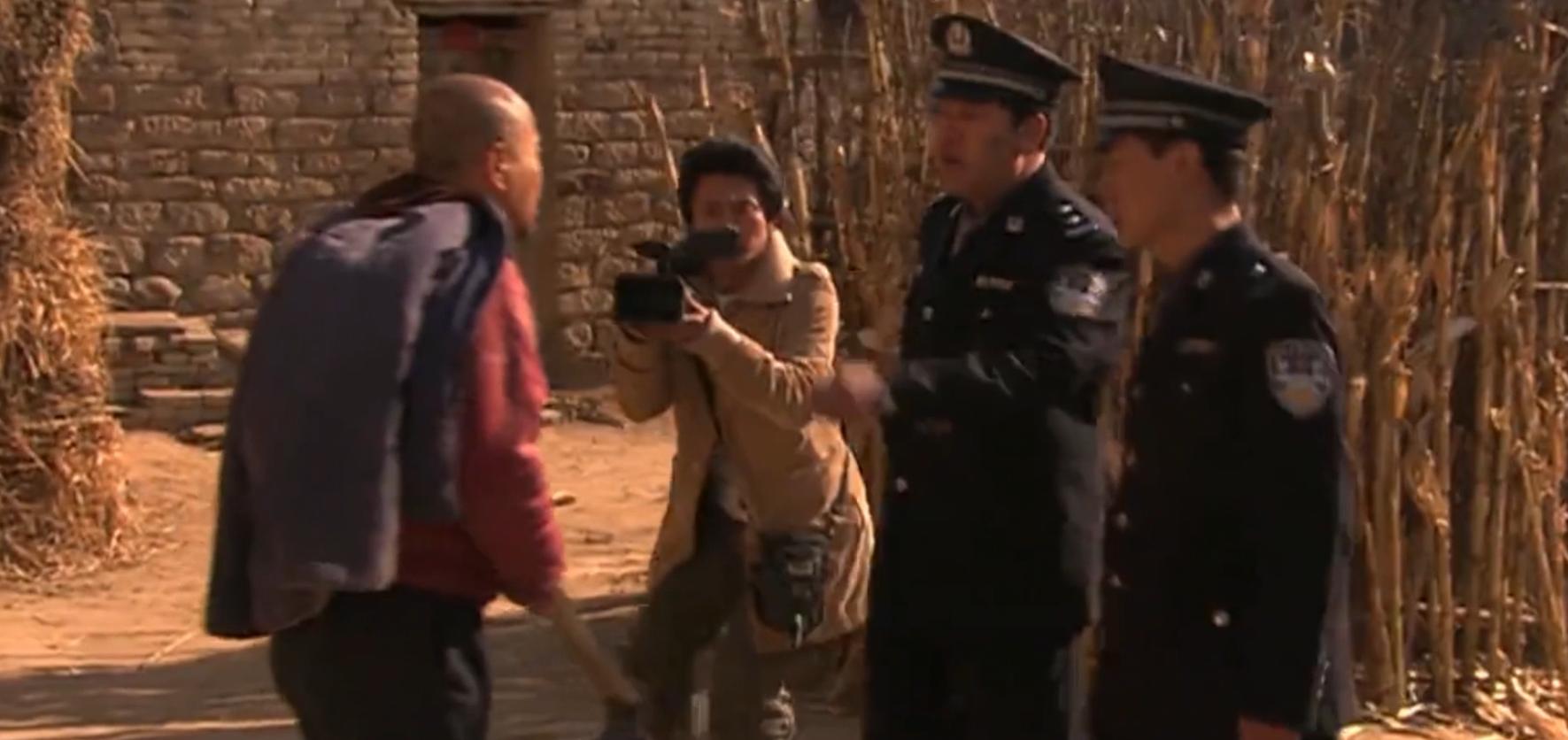 人性与欲望交织的*理片伦**，老光棍娶不起媳妇，心生恶念犯下大错