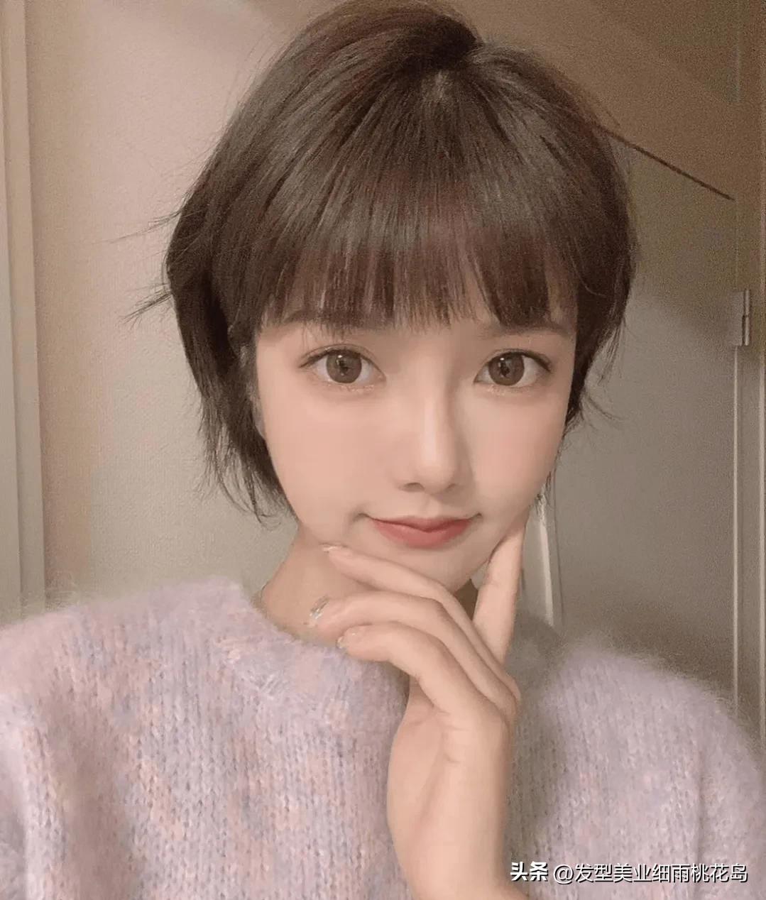 甜酷法式港风短发,甜而不腻短发造型