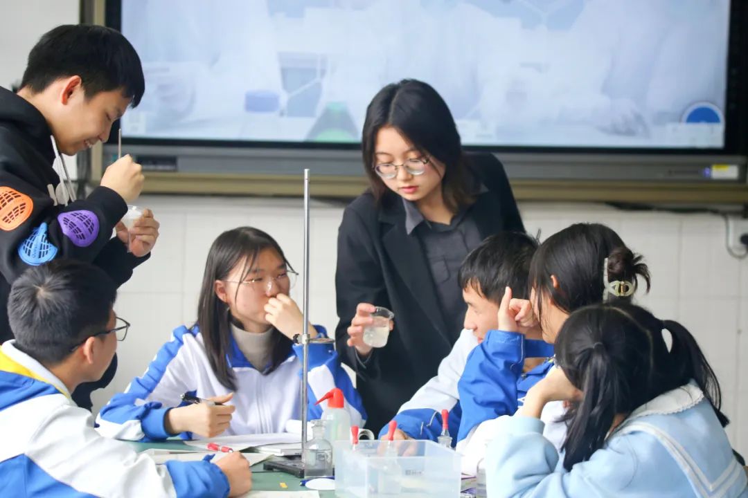 宜宾六中升学率怎么样,宜宾六中2014级