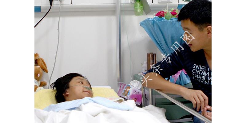 当年堂弟走了个普通院校，被村里人耻笑，八年后他让人刮目相看