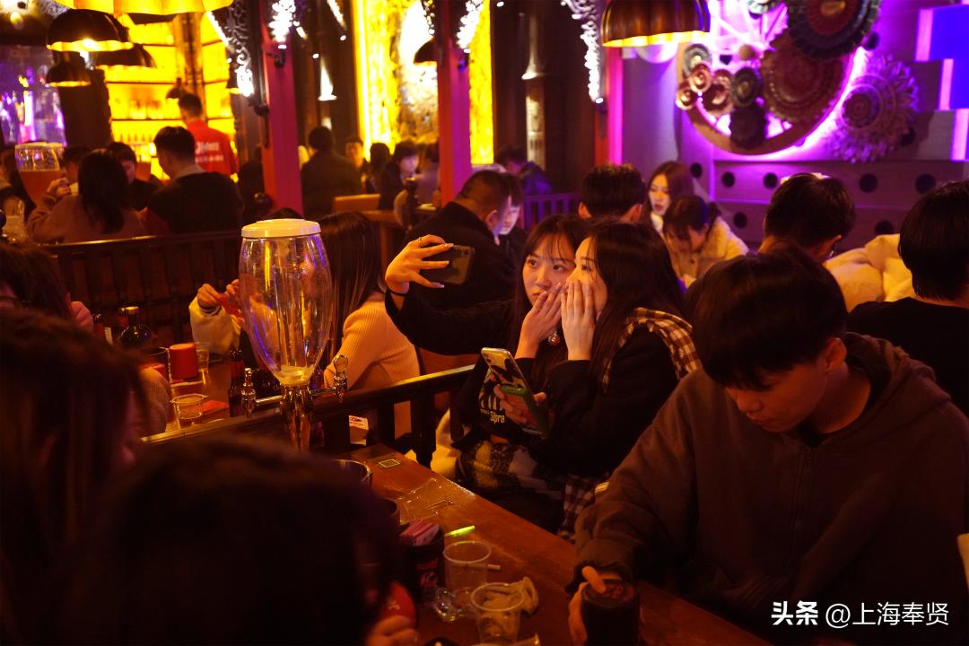 想与世界一起碰杯？奉浦这些酒馆值得你打卡~