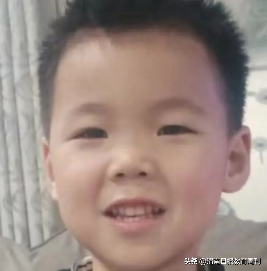 幼儿园小班运动会红色游戏,大荔县幼儿园运动会