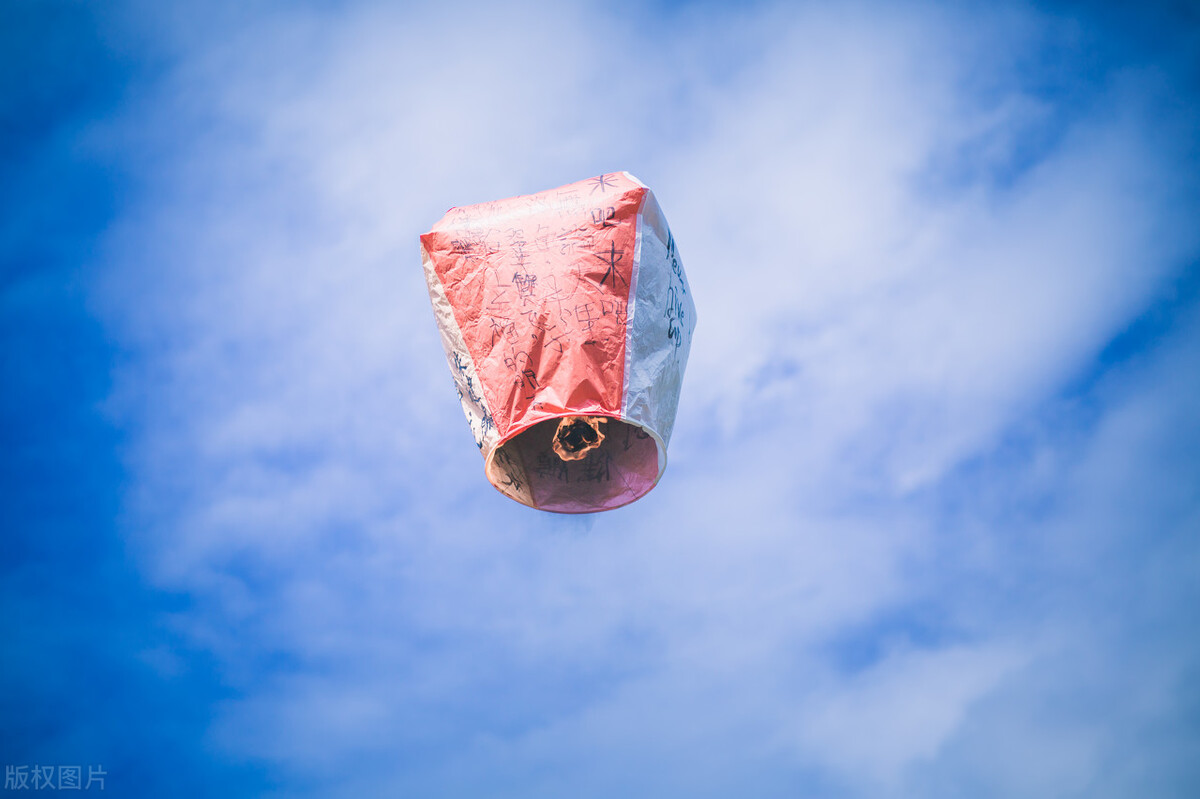 娃娃的孔明灯,小小孔明灯