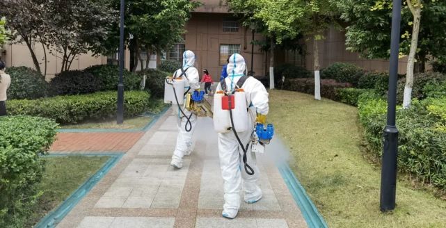 代购物资、志愿抗疫、爱心捐赠……社区防疫一线暖意满满