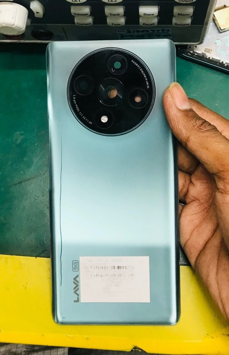 印度国产手机vs中国手机,印度国产手机和小米手机