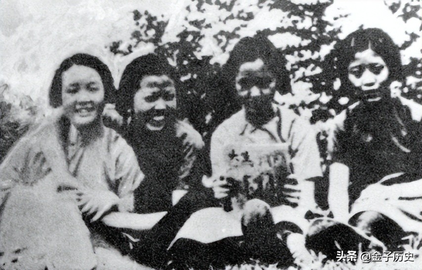 戴笠和张露萍,档案潜伏在戴笠身边的张露萍