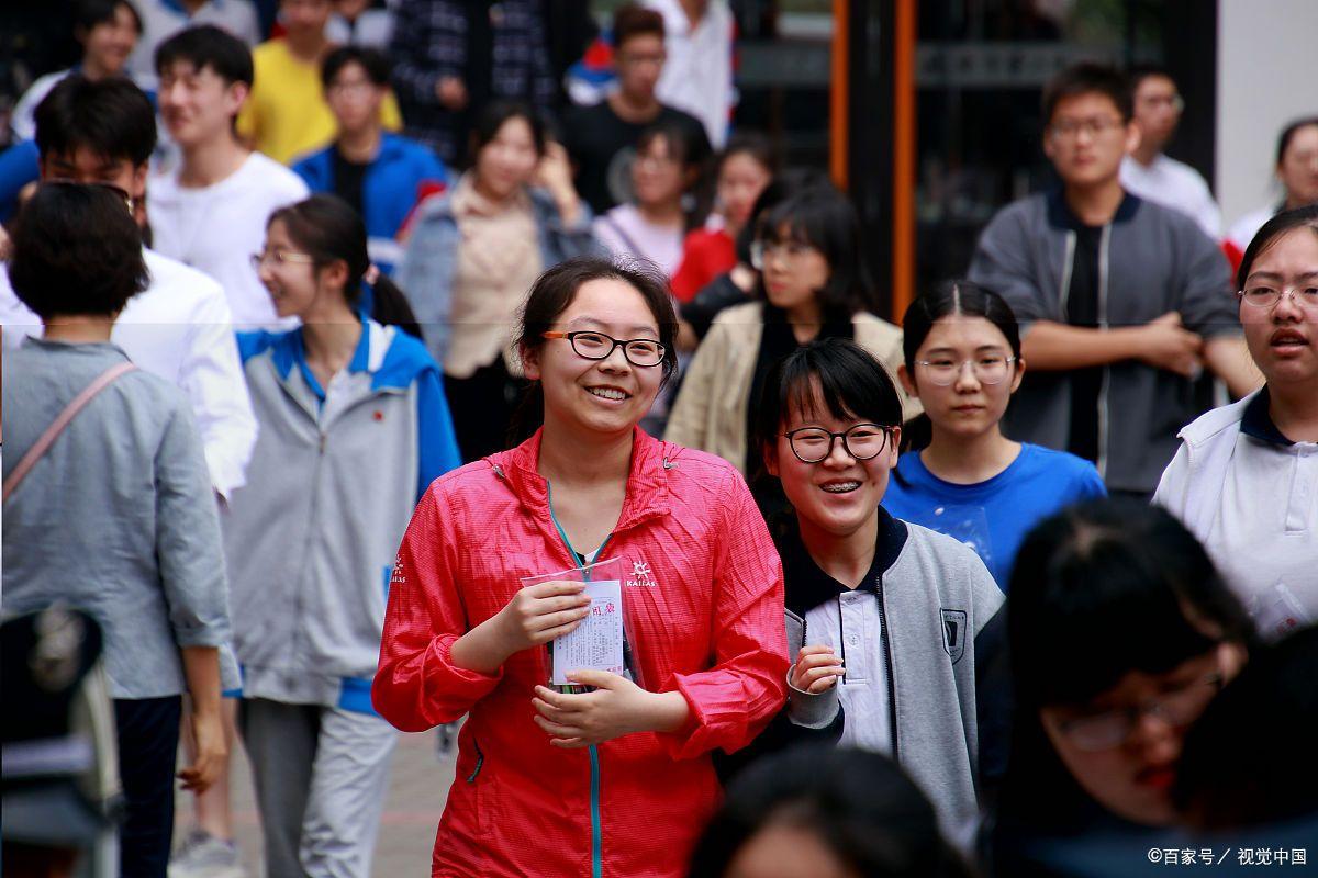 四川数学满分150分王俊凯,四川考生王俊凯高考699