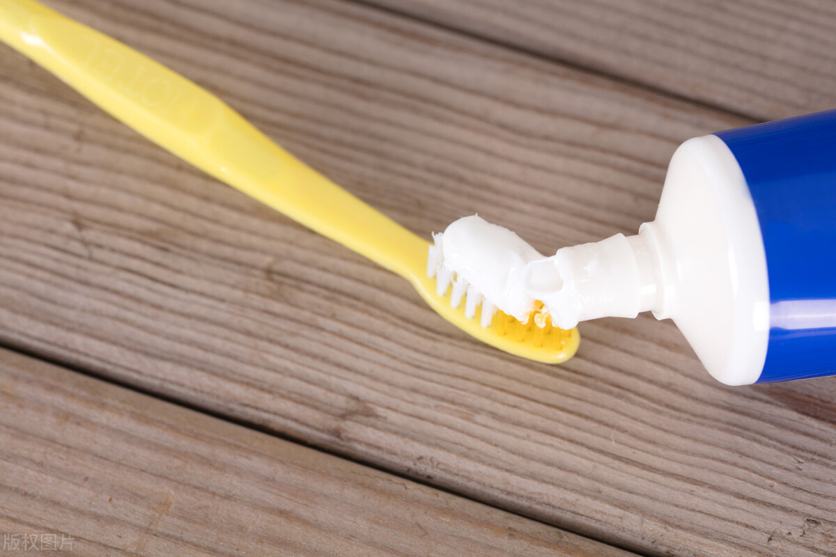 生姜、牙膏能淡斑吗?提醒:真正能淡化老年斑的是这3种方法