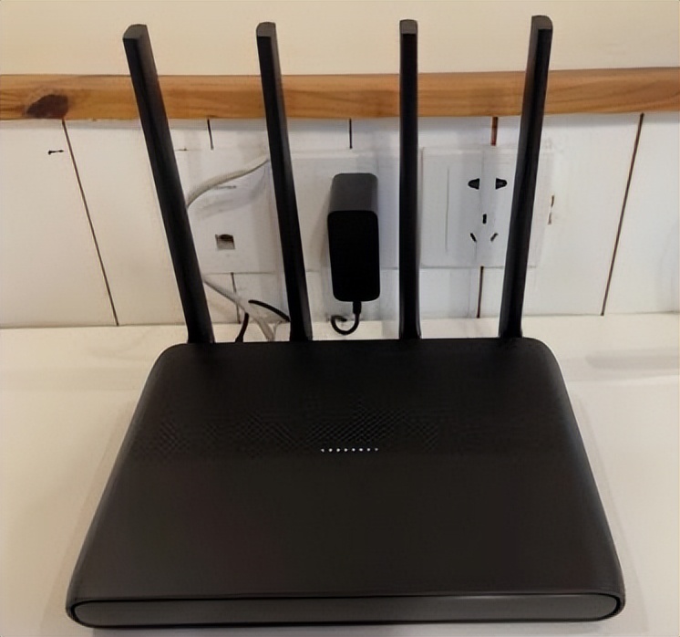 路由器旁边放这些东西会变快,光纤路由器放哪里最好