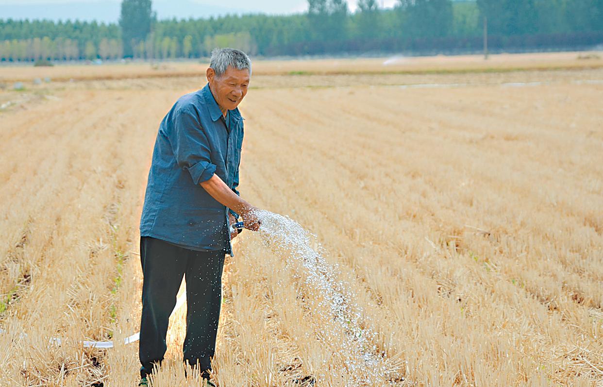 农民用地下水浇地违法吗,抽地下水灌溉农田违法吗