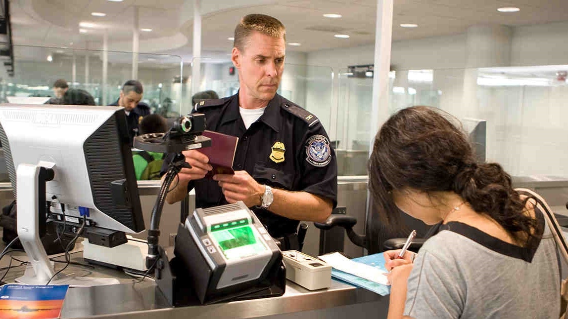 加拿大要买中国光伏产品：不愿依赖不同价值观国家，但东西还得买