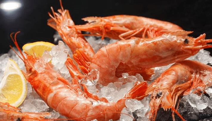 今天才知道,原来吃大虾也有禁忌,尤其这3种食物,尽量别一起吃