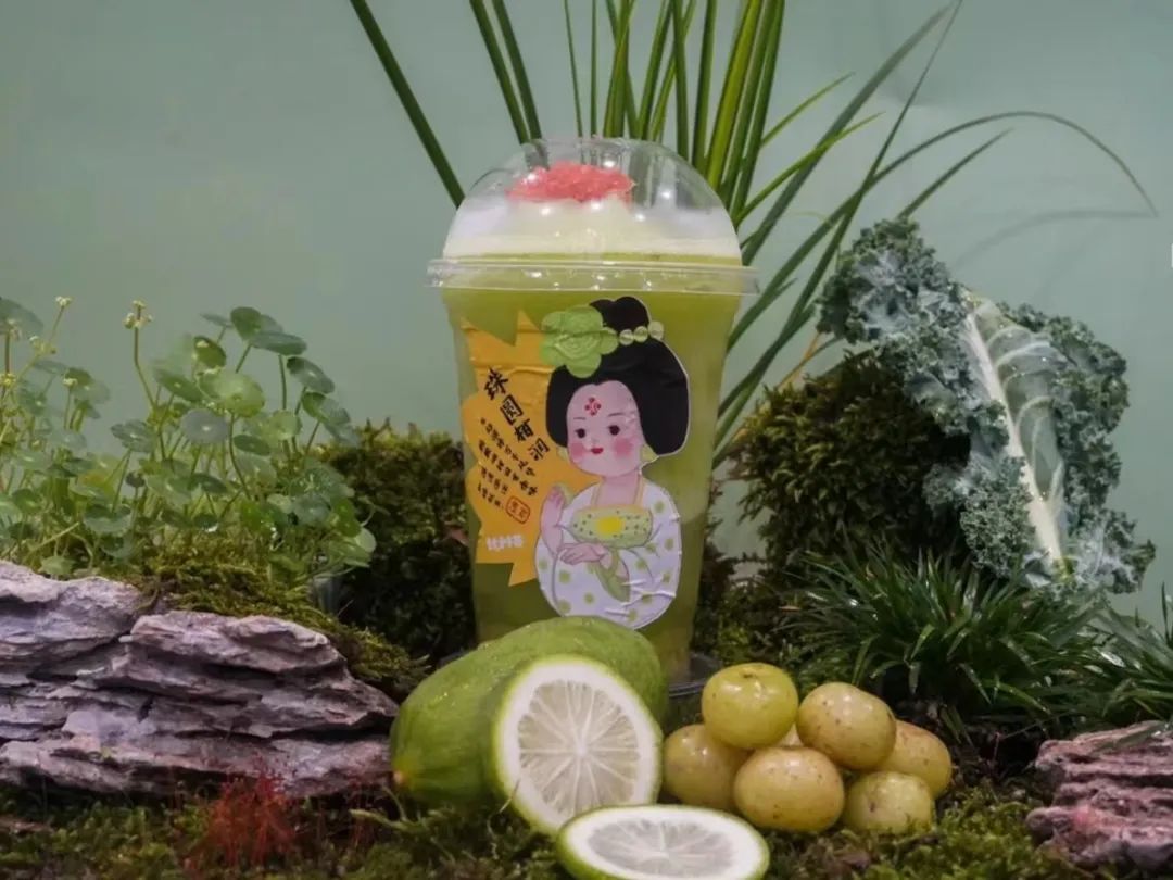 “胡萝卜美式”上线！茶饮咖啡都在做，今年果蔬饮品大爆发？